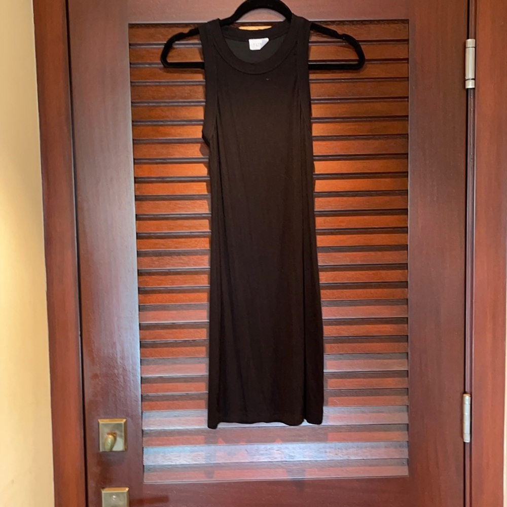 CLYQUE Ribbed Crew Neck Mini Dress (M)